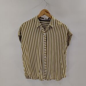 Jane And Delancey Button Up Top Green White Stripe Medium